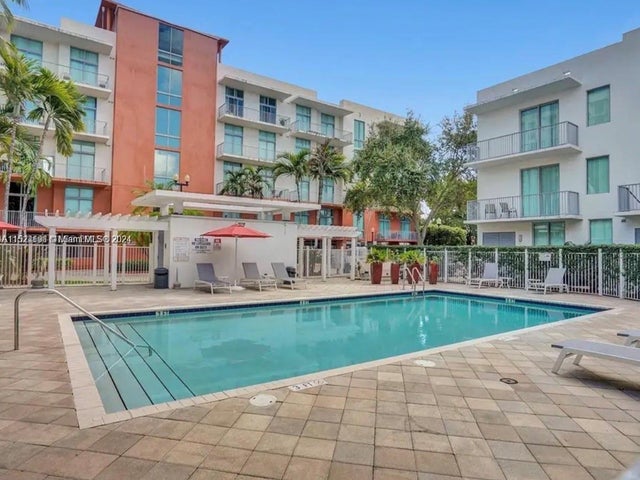 2 of 14 - 2100 Van Buren St 518, Hollywood, FL
