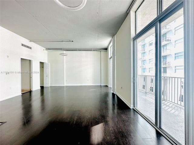 4 of 14 - 2100 Van Buren St 518, Hollywood, FL
