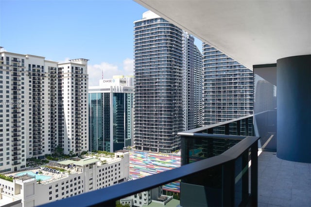 1 of 21 - 1000 Brickell Plaza 2808, Miami, FL