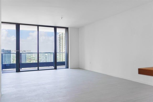 5 of 21 - 1000 Brickell Plaza 2808, Miami, FL