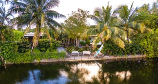 5 of 41 - 520 Nw 87th, El Portal, FL