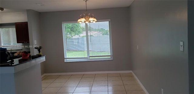 3 of 18 - 6181 Wiley St, Hollywood, FL