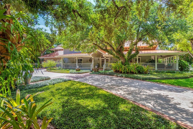 3 of 46 - 5400 Kerwood Oaks Dr, Coral Gables, FL
