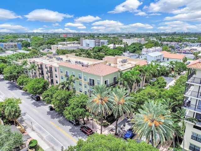 4 of 54 - 1900 Van Buren St 311b, Hollywood, FL
