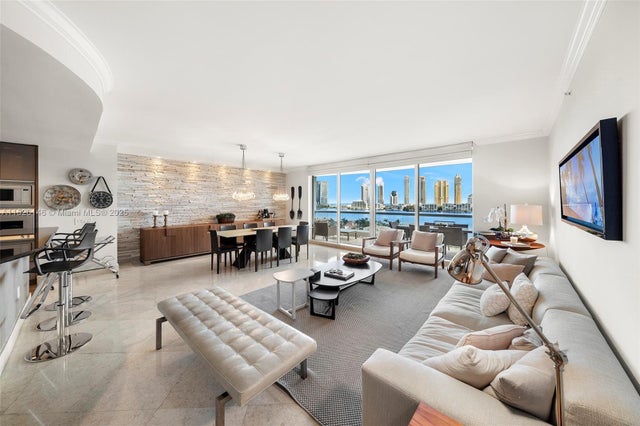3 of 61 - 6000 Island Blvd 1007, Aventura, FL