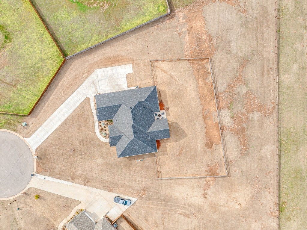 201 Shelby Circle, Goldsby Property Listing MLS® 1098198