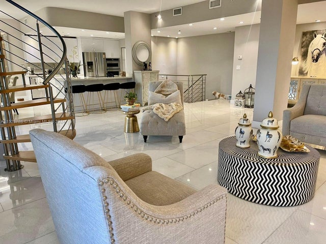 5 of 51 - 20225 Ne 34th Ct 2716, Aventura, FL