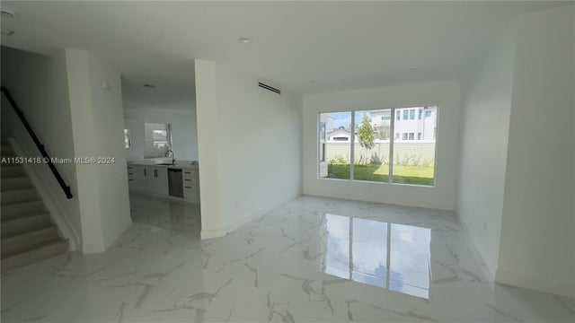 2 of 86 - 3523 Forest View Cir, Dania Beach, FL