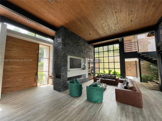 5 of 41 - P.h Lote 32 Parcelacio Llanogrande Hills, , FL
