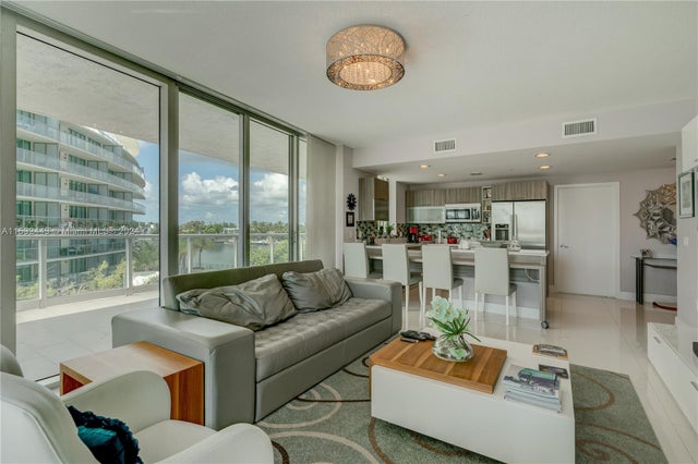 4 of 28 - 6700 Indian Creek Dr 402, Miami Beach, FL