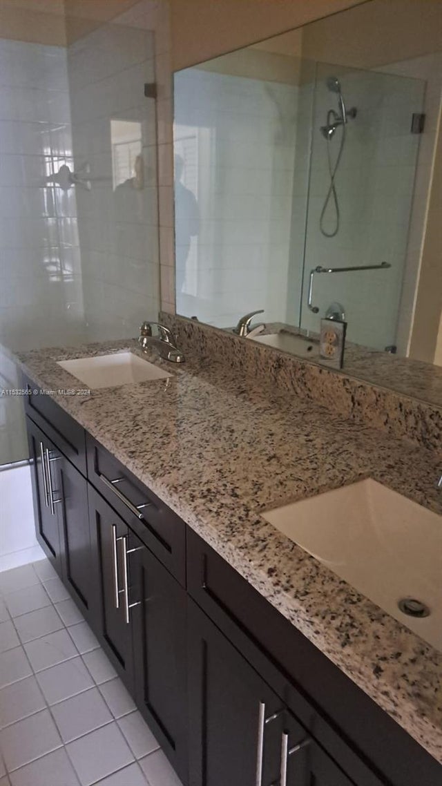 1 of 20 - N/A, Royal Palm Beach, FL