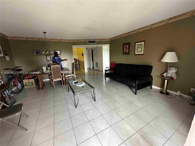 3 of 17 - 2061 Nw 47th Ter 405, Lauderhill, FL