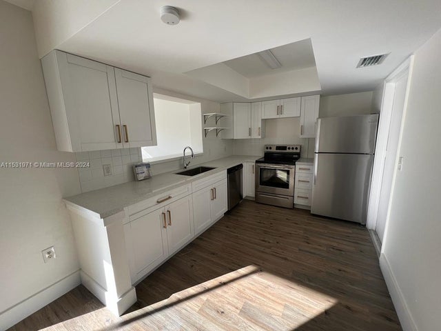 5 of 17 - 11520 Nw 31st Pl, Sunrise, FL