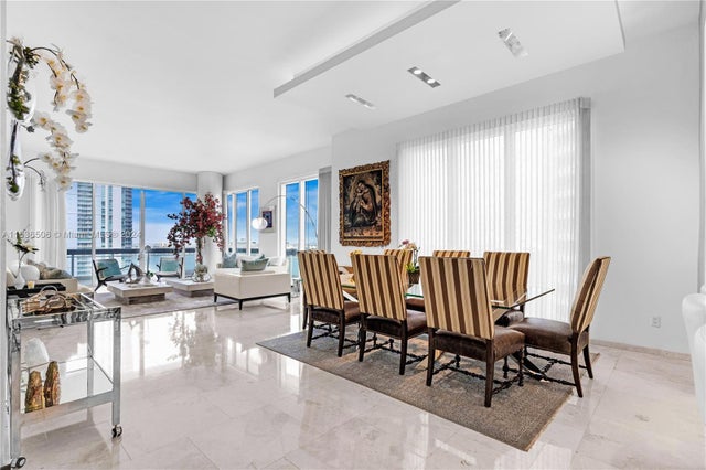 5 of 95 - 900 Brickell Key Blvd 1002, Miami, FL