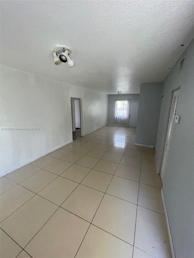 3 of 25 - 443 Nw 83rd St 443, Miami, FL