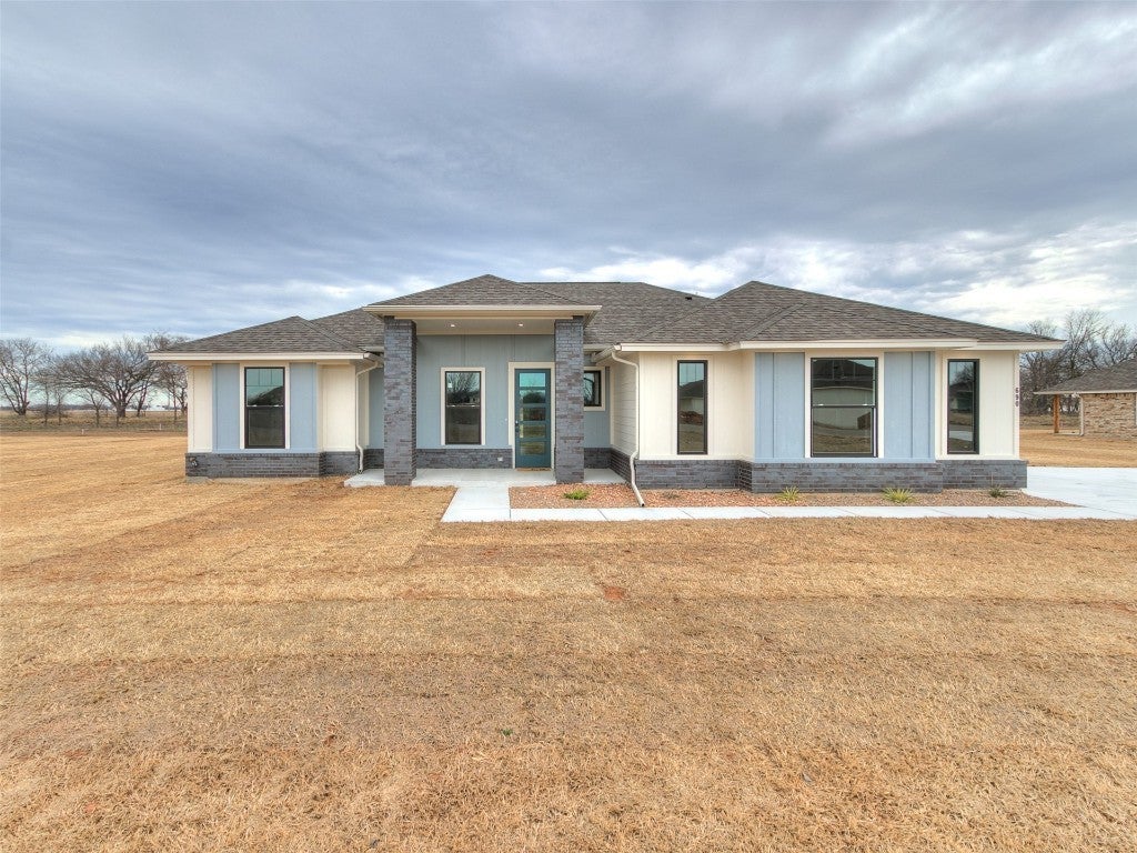 690 Apple Blossom Way, Goldsby Property Listing MLS® 1100525