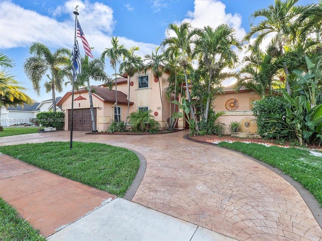 1 of 47 - 931 Sw 150th Ave, Sunrise, FL