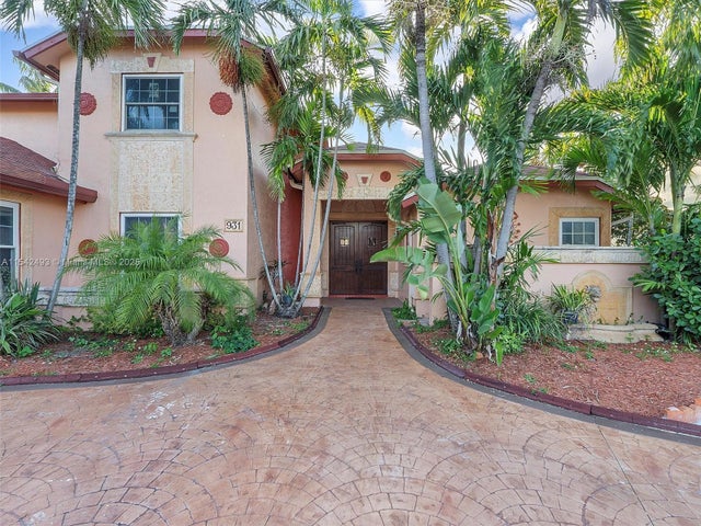 2 of 47 - 931 Sw 150th Ave, Sunrise, FL
