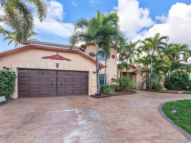 3 of 47 - 931 Sw 150th Ave, Sunrise, FL