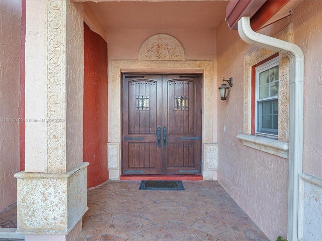 5 of 47 - 931 Sw 150th Ave, Sunrise, FL