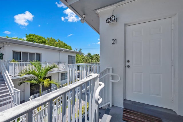 5 of 25 - 9260 Bay Harbor Ter 21, Bay Harbor Islands, FL