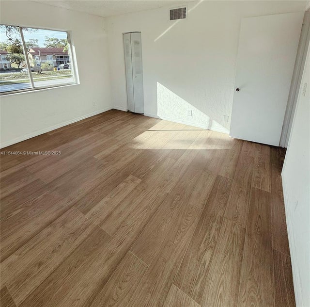 2 of 22 - 2106 Sherwood Forest Blvd 17, West Palm Beach, FL