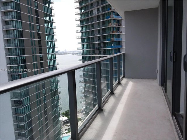 4 of 28 - 501 Ne 31st St 3003, Miami, FL