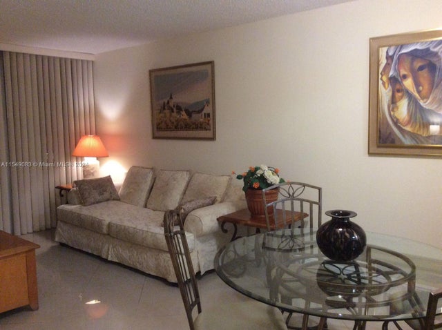 4 of 17 - 3771 Environ Blvd 450, Lauderhill, FL