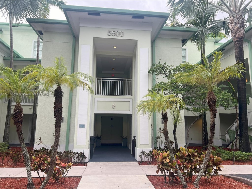 5300 Nw 87th Ave 603, Doral