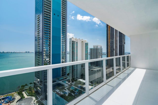 600 Ne 27 St 2304, Miami
