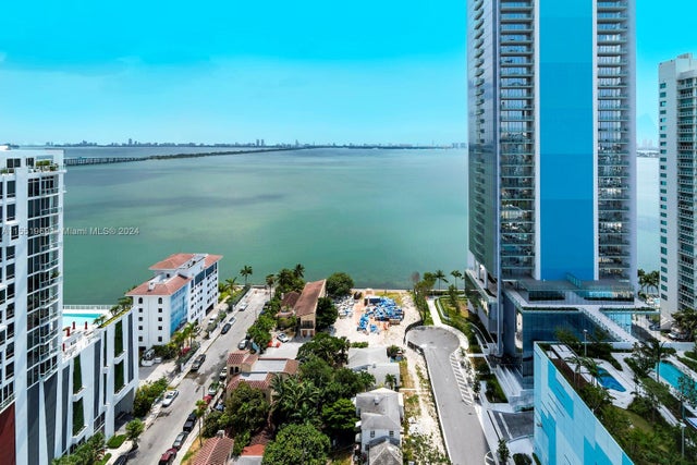 3 of 34 - 600 Ne 27 St 2304, Miami, FL