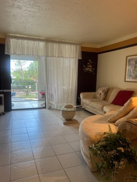 4 of 16 - 2871 Somerset Dr 218, Lauderdale Lakes, FL