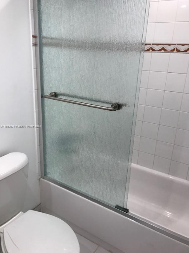 5 of 10 - 17560 Atlantic Blvd 301, Sunny Isles Beach, FL