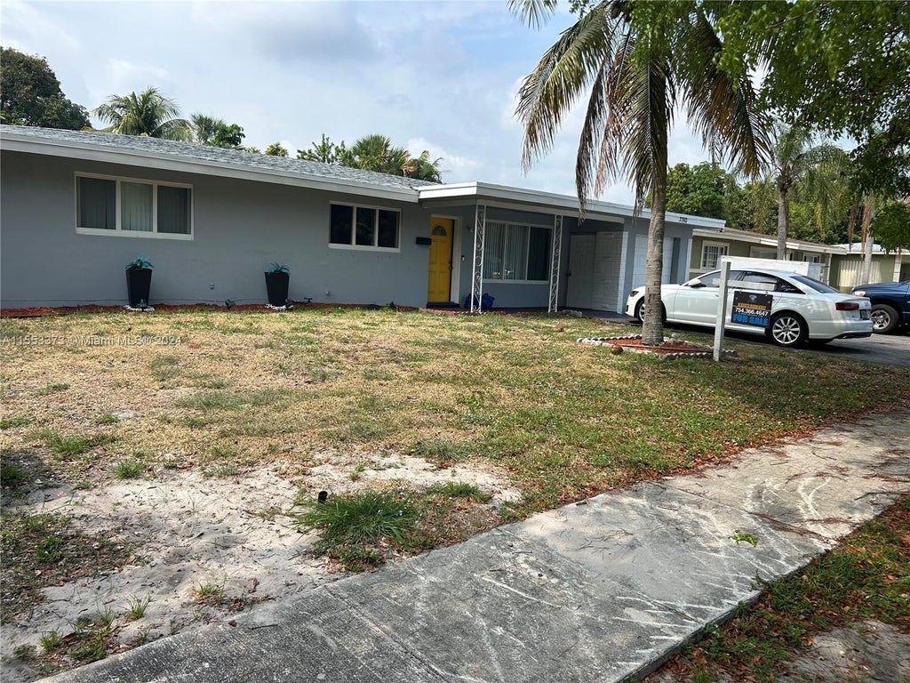 3760 Sw 8 Street, Fort Lauderdale