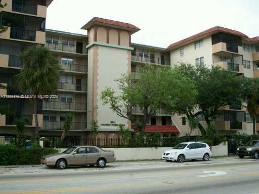 1 of 23 - 12590 Ne 16th Ave 302, North Miami, FL
