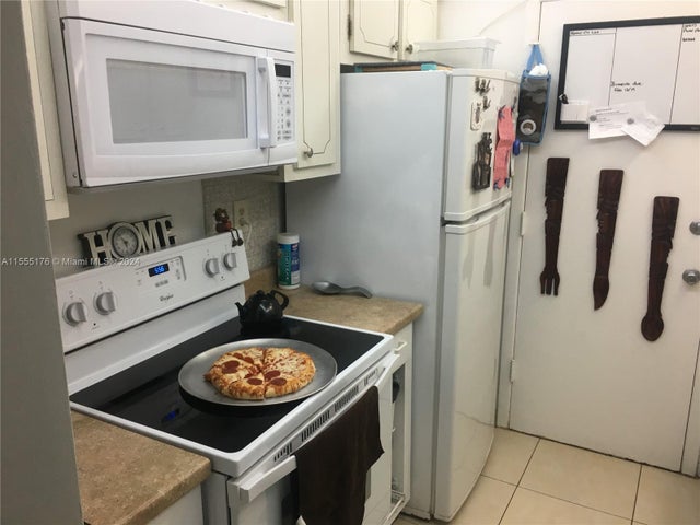 2 of 23 - 12590 Ne 16th Ave 302, North Miami, FL
