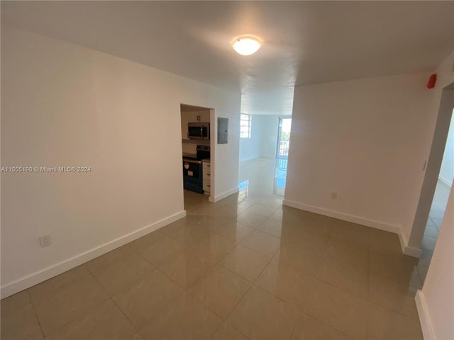 3 of 30 - 12590 Ne 16th Ave 603, North Miami, FL