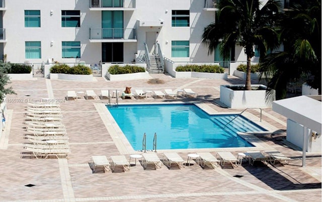 3 of 13 - 140 S Dixie Hwy 521, Hollywood, FL