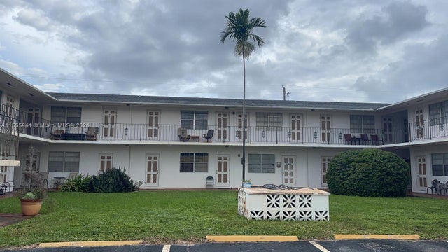 4 of 4 - 1825 Cleveland St 14, Hollywood, FL