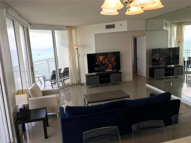 3 of 15 - 17375 Collins Ave 1708, Sunny Isles Beach, FL