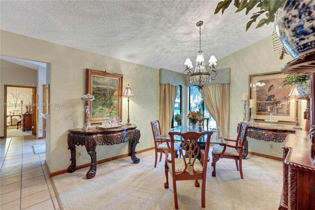 142 W Pinehill Trl W, Tequesta Property Listing MLS® A11556986