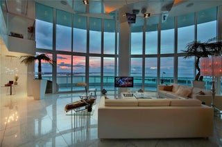 Photo of Listing #A11557283