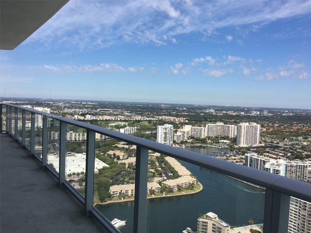 3 of 32 - N/A, Hollywood, FL