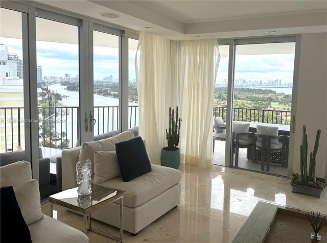 4 of 18 - 5660 Collins 18 Ab, Miami Beach, FL