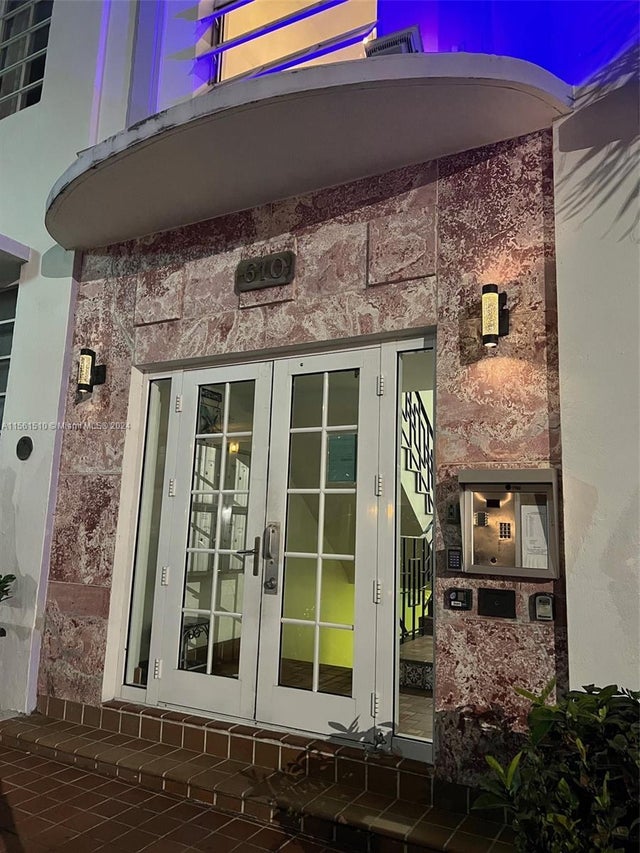 1 of 15 - 610 8th St 203, Miami Beach, FL