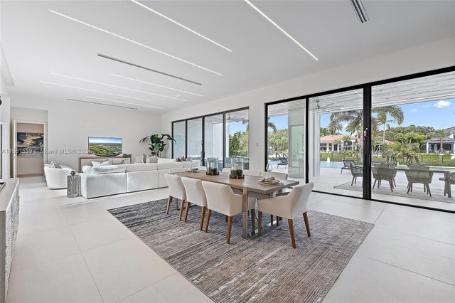 3 of 43 - 410 Mariner Dr, Jupiter, FL