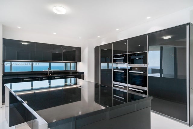 4 of 17 - 18555 Collins Ave 2801, Sunny Isles Beach, FL