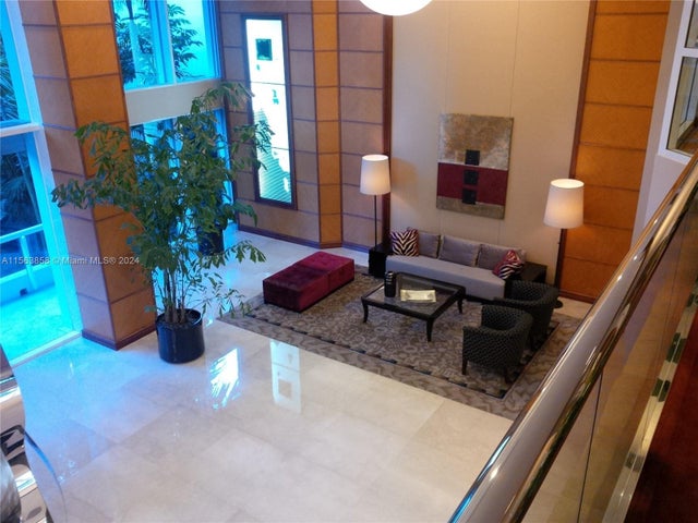 4 of 46 - 21205 Yacht Club Dr 3209, Aventura, FL