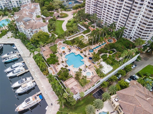 2 of 13 - 2000 Island Blvd 908, Aventura, FL