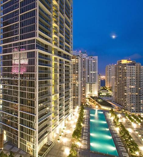 5 of 18 - 475 Brickell Av 2415, Miami, FL